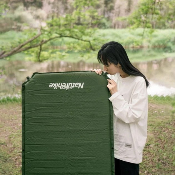 Матрас самонадувающийся 5 см Naturehike , темно-зеленый -
                                                        Фото 7