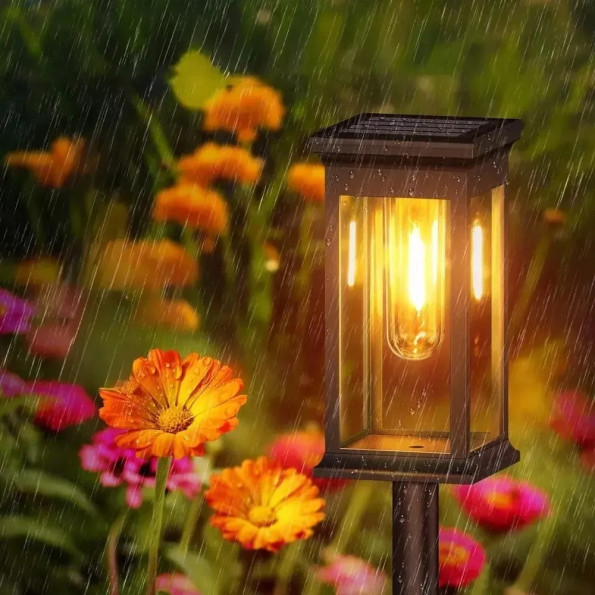 Набір сонячних ламп LED на ніжці для освітлення стежок -
                                                        Фото 5