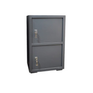 Офисный сейф Клерк 178