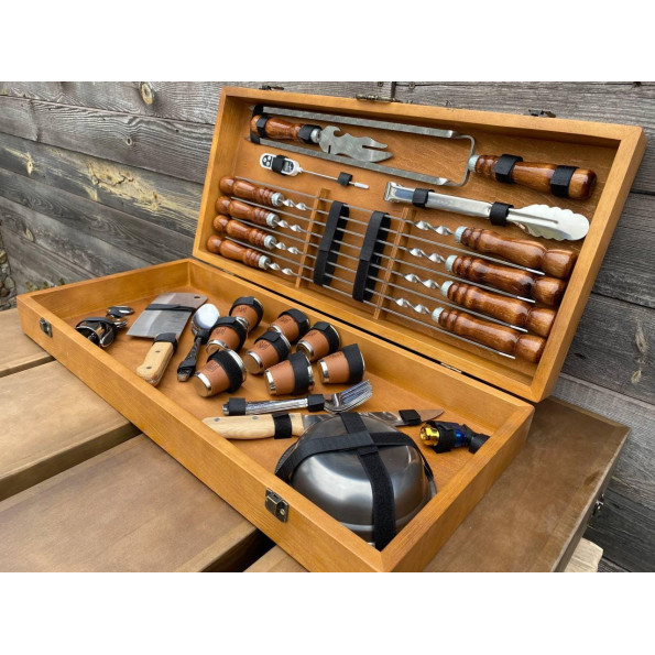 Набор ручной работы 8 шампуров, посуда, термометр для мяса в деревянном кейсе -
                                                        Фото 3