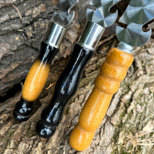 Вилка з дерев'яною ручкою для зняття м'яса чорна -
                                                        Фото 4