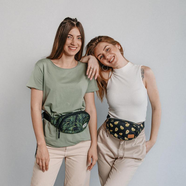 Бананка со вставками из кожзама 2 л -
Фото 5 Бананка со вставками из кожзама 2 л -
Фото 5