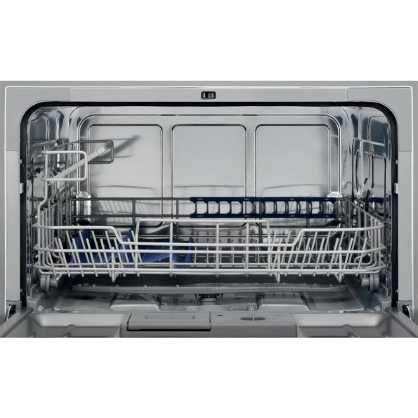 Посудомийна машина ELECTROLUX ESF 2400O K -
                                                        Фото 2