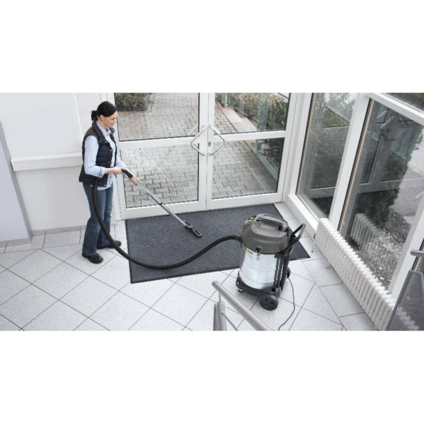 Пылесос строительный Karcher NT 70/2 Me Classic для сухой и влажной уборки (1.667-306.0) -
                                                        Фото 2