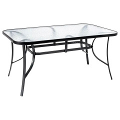 Столи для саду та тераси