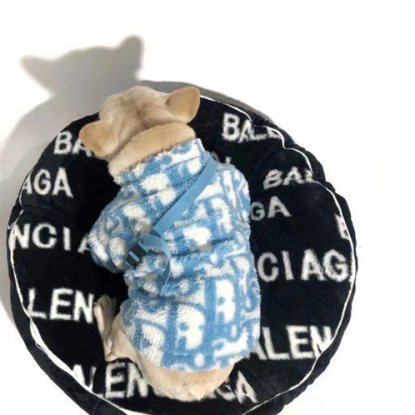 Брендова лежанка-подушка для собак та котів кругла, знімний плюшевий чохол чорного кольору Balenciaga  -
                                                        Фото 4