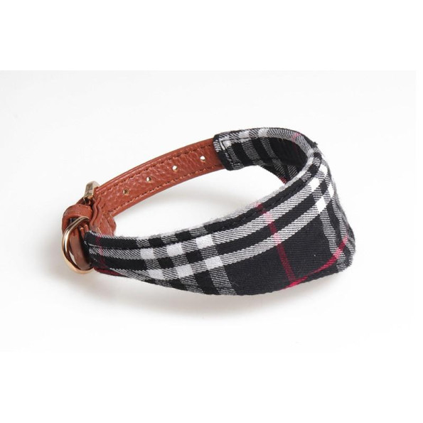 Ошейник-бандана для собак с расцветкой Burberry черного цвета -
                                                        Фото 3