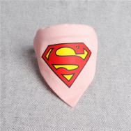 Ошейник-банданадля собак с надписью Superman на ткани, белого цвета Ошейник-банданадля собак с надписью Superman на ткани, белого цвета
