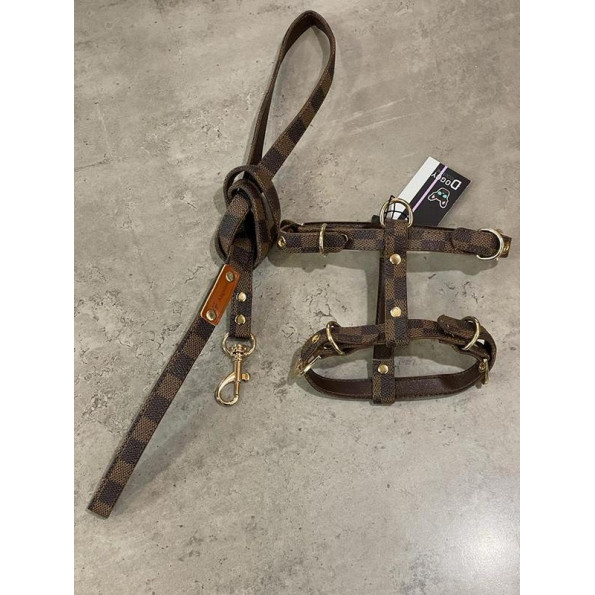 Брендова шлейка для собак LOUIS VUITTON з повідцем, забарвлення у квадрати, коричнева Брендова шлейка для собак LOUIS VUITTON з повідцем, забарвлення у квадрати, коричнева