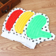 Щетка-рукавица для вычесывания и массажа гладкошерстных собак н липучке 23*13см Красный Щетка-рукавица для вычесывания и массажа гладкошерстных собак н липучке 23*13см Красный