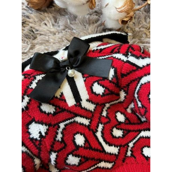 Брендовий светр для собак BURBERRY з білим коміром, червоний -
Фото 4 Брендовий светр для собак BURBERRY з білим коміром, червоний -
Фото 4