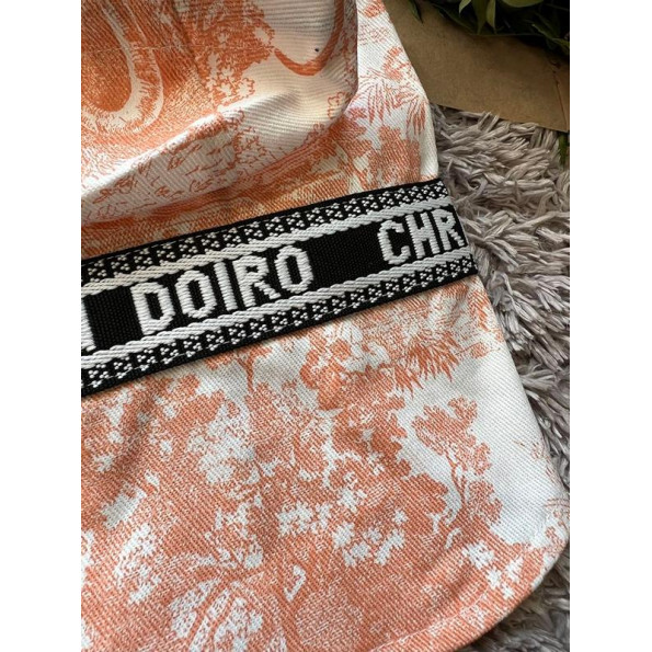 Брендова джинсова куртка для собак DIOR з капюшоном, помаранчева XS -
                                                        Фото 4