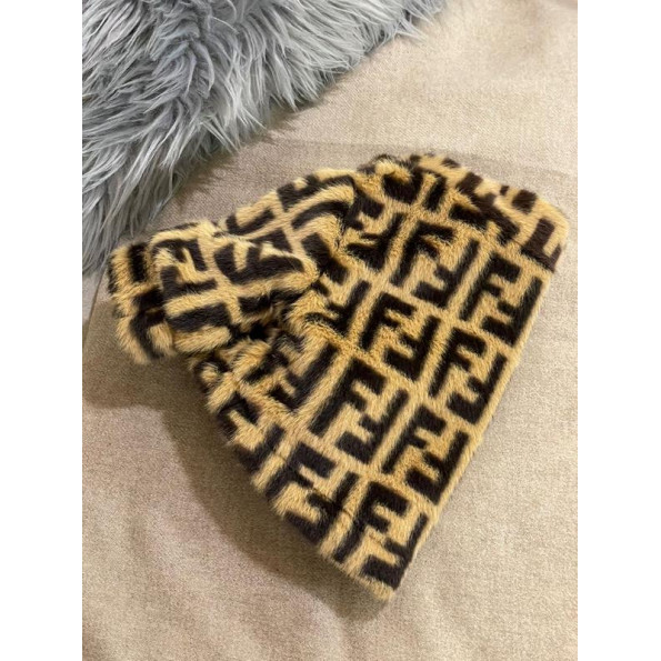 Брендова шуба для собак FENDI зі штучного хутра на шовковій підкладці без капюшона, коричнева 2XL -
                                                        Фото 3