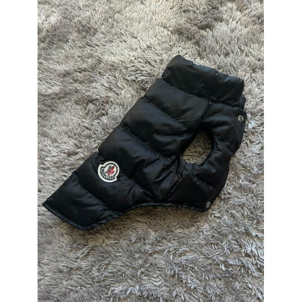 Брендовий зимовий жилет для собак MONCLER, без капюшона, на точках, чорний -
                                                        Фото 2