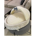 Лежанка люлька для собак Boris House Baby Bassinet з плюшевим матрацом та капюшоном бежевого кольору 