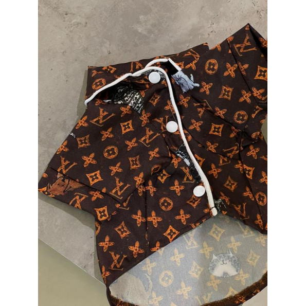 Брендова сорочка для собак Louis Vuitton на кнопках, шовк коричнева 2XL -
                                                        Фото 2