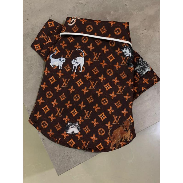 Брендова сорочка для собак Louis Vuitton на кнопках, шовк коричнева 2XL -
                                                        Фото 3