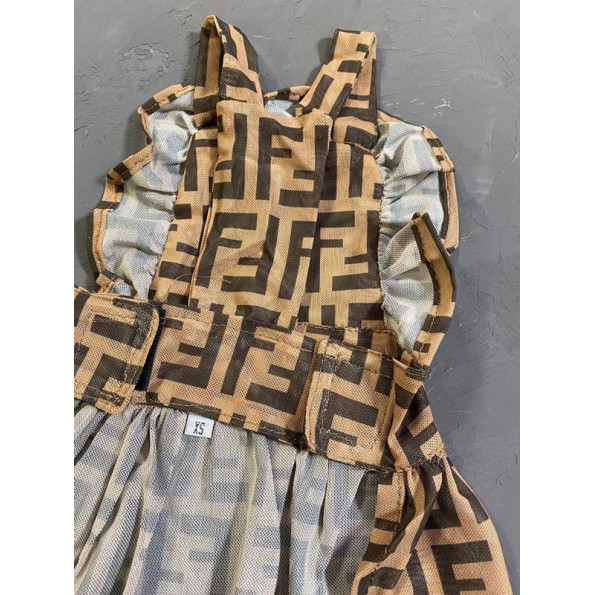 Брендовое летнее платье для собак Fendi шелковое на брительках, коричневое S -
                                                        Фото 3