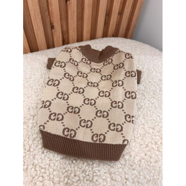 Брендовый свитер для собак GUCCI с мелкими значками, бежевый