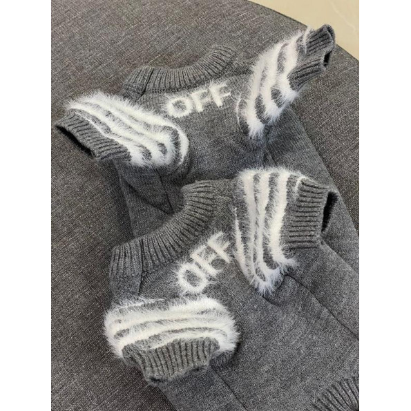 Брендовий светр для собак OFF WHITE з логотипом на спинці, сірий -
                                                        Фото 2
