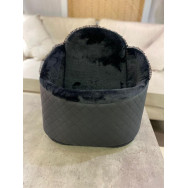 Автокрісло для собак і кішок у машину Maralis чорне плюшеве хутро та прошита ромбами плащівка, чорне 