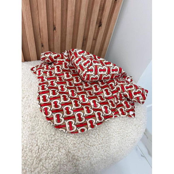 Зимняя курточка для собак BURBERRY велюровая c капюшоном, красная S