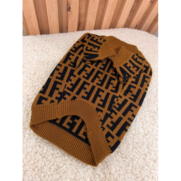 Светр для собак FENDI з дрібними чорними буками F, коричневий M -
                                                        Фото 3