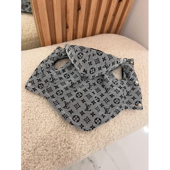 Зимний жилет для собак LOUIS VUITTON джинсовая с мелкими значками серая XL
