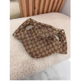 Брендовый зимний жилет для собак GUCCI джинсовая со значками, с капюшоном, на кнопках, бежевая L