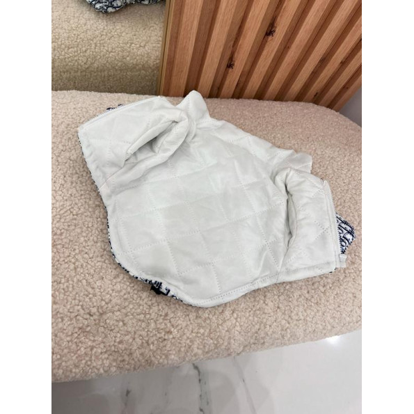 Зимняя куртка для собак DIOR на змейке без капюшона белая S -
                                                        Фото 3