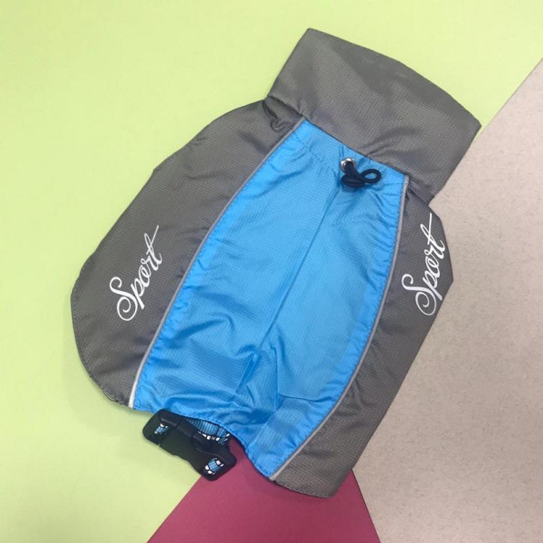 Дощовик для собак-накидка для собак Multibrand "Sport" блакитний -
                                                        Фото 2