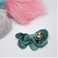 Заколка для собак Cheepet Chanel №5 зеленая