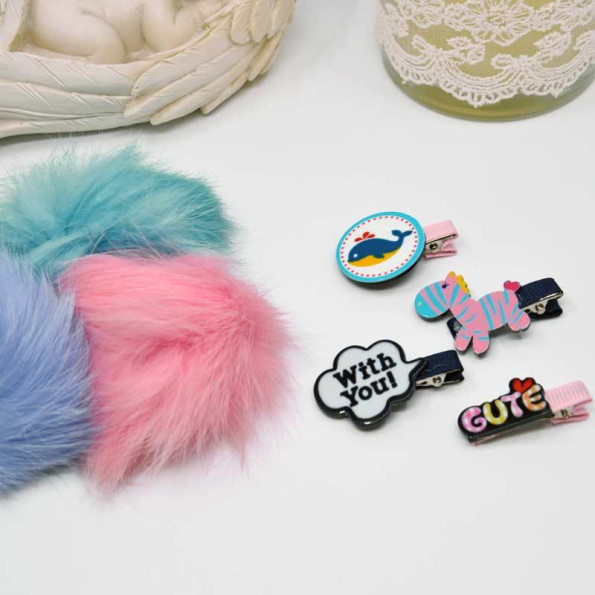 Заколка для собак Cheepet тучка с надписью With You! белая Заколка для собак Cheepet тучка с надписью With You! белая