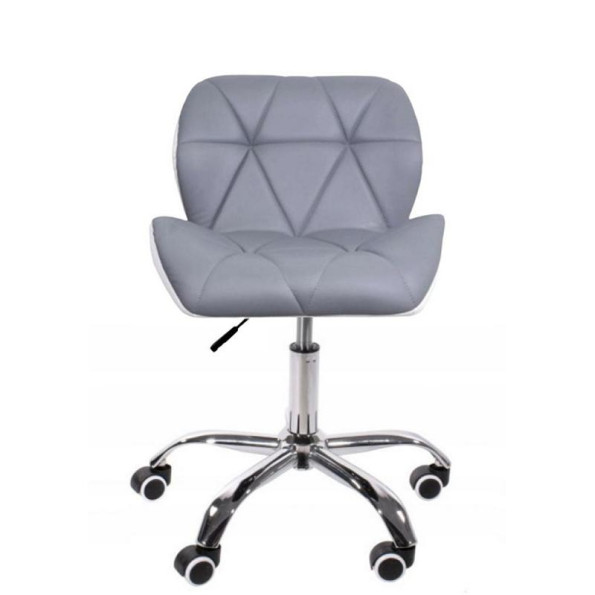 Кресло на колесах серо-белое -
                                                        Фото 2