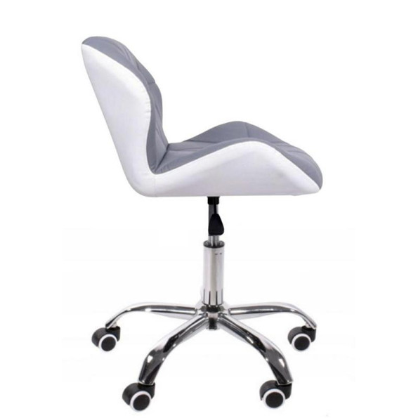 Кресло на колесах серо-белое -
                                                        Фото 3