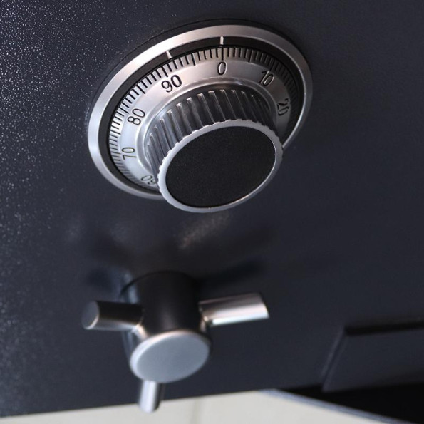 Вбудований сейф GRIFFON 3436C з механічним кодовим замком -
                                                        Фото 3