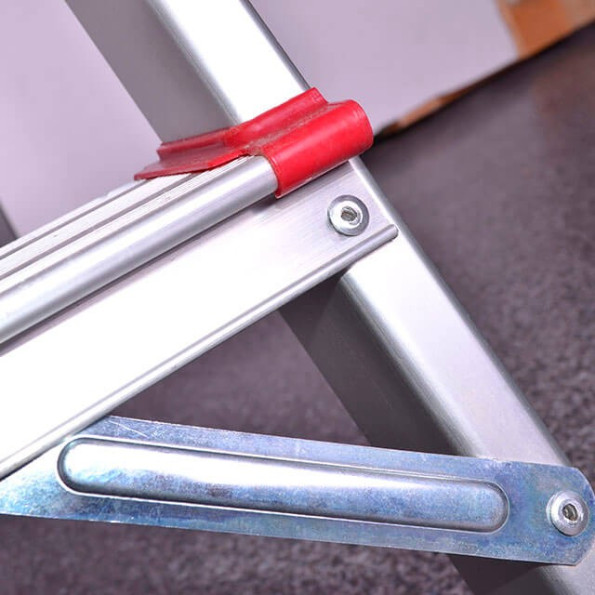 Драбина алюмінієва 2 сходинки 41 см INTERTOOL -
                                                        Фото 4