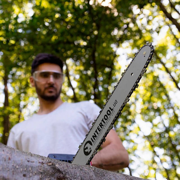 Пила цепная электрическая 2400 Вт, шина 40 см, SDS-система натяжки цепи, прямой двигатель INTERTOOL DT-2206 -
                                                        Фото 10